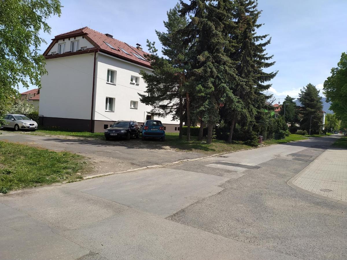 Apartman Fillomena Liptovský Mikuláš Exterior foto